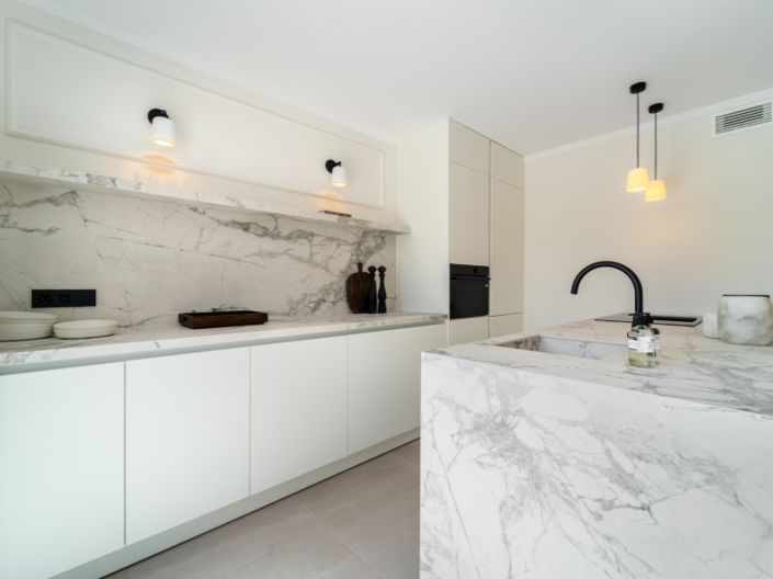 Image No.9-3 Bed Apartment for sale