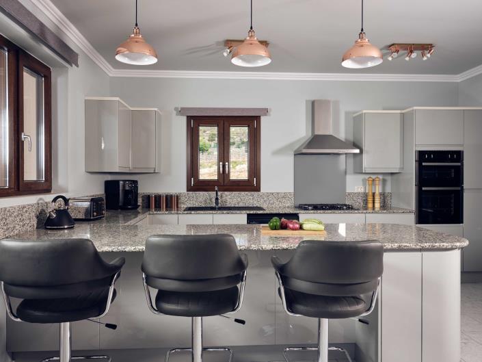 Image No.12-5 Bed Villa for sale