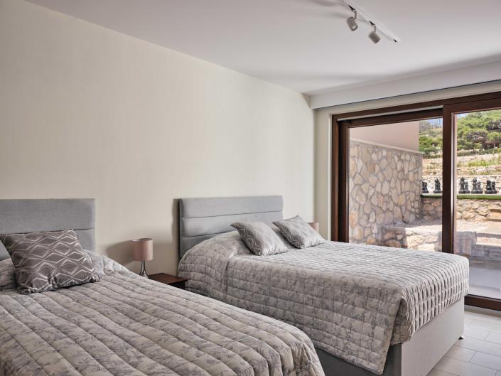 Image No.27-5 Bed Villa for sale