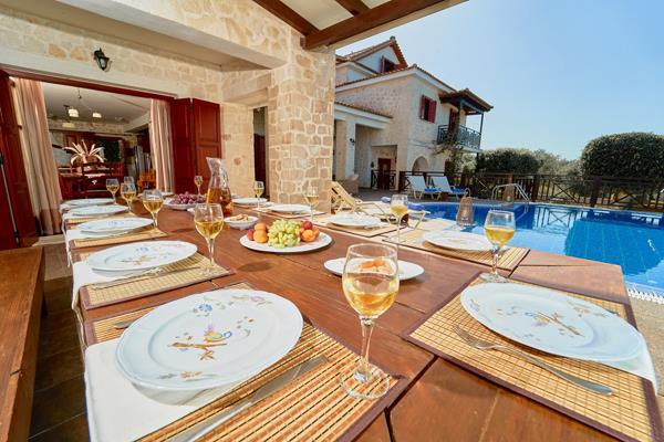 Image No.9-6 Bed Villa for sale