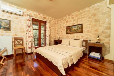 295-03500bedroom1stflwest-20210531030334