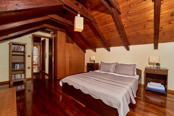 Image No.20-6 Bed Villa for sale