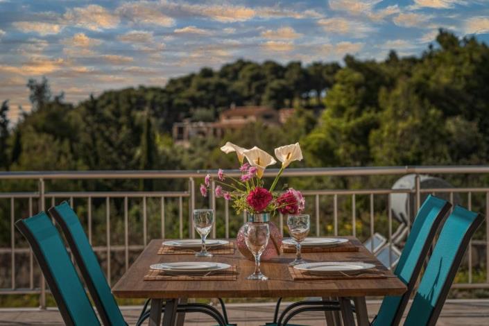 Image No.13-3 Bed Villa for sale