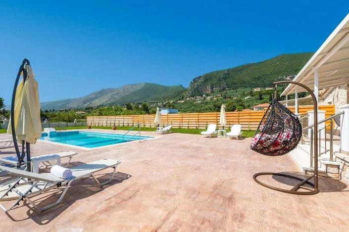 Image No.3-4 Bed Villa / Detached for sale