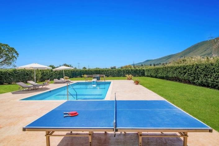 Image No.18-4 Bed Villa / Detached for sale