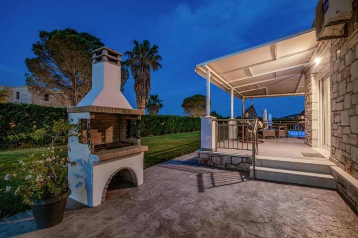 Image No.19-4 Bed Villa / Detached for sale