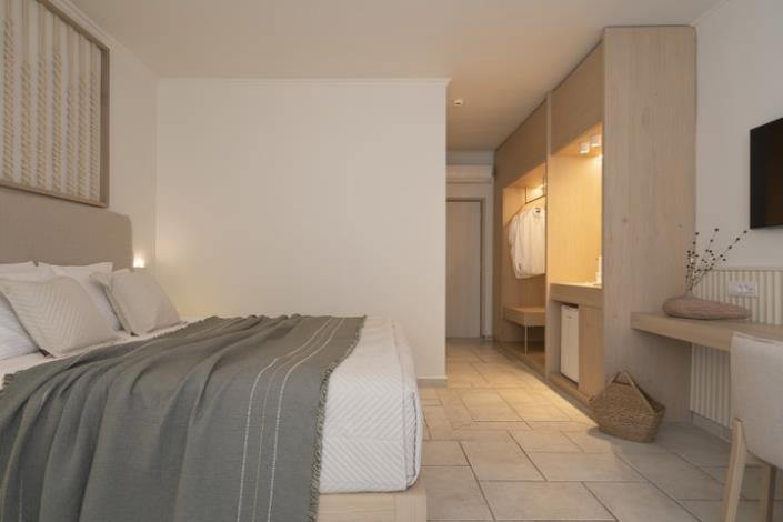 Image No.10-21 Bed Hotel for sale