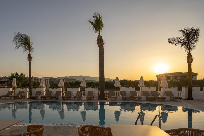 Image No.7-21 Bed Hotel for sale