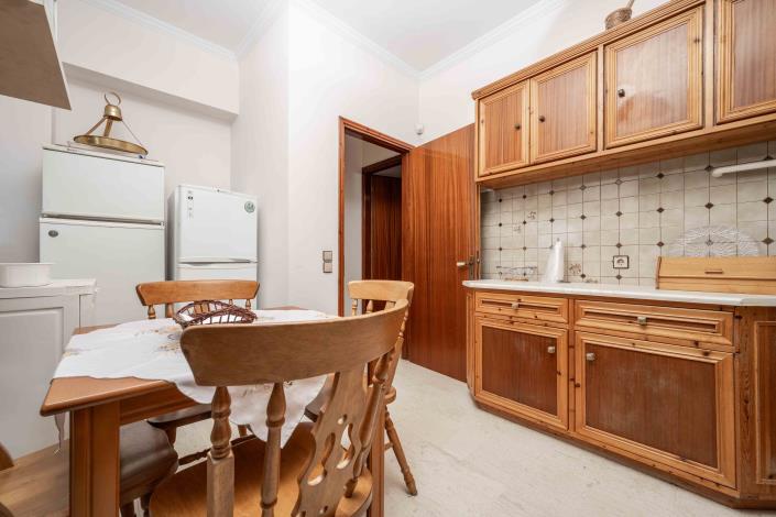 Image No.27-4 Bed House for sale