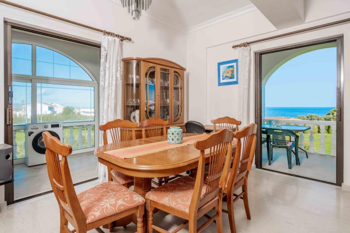 Image No.31-4 Bed House for sale