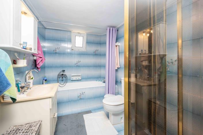 Image No.46-4 Bed House for sale