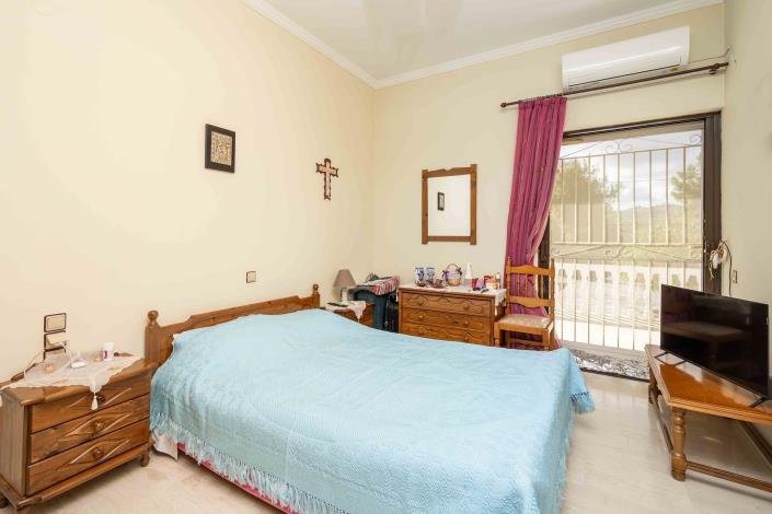 Image No.47-4 Bed House for sale