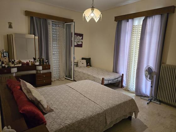 Image No.10-6 Bed House for sale