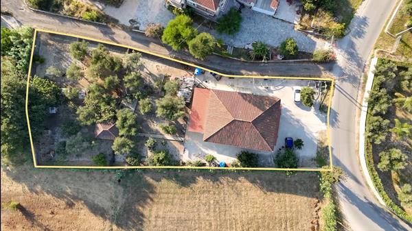 Image No.4-6 Bed House for sale