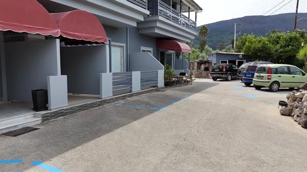 Image No.4-17 Bed House for sale