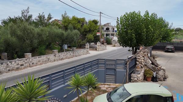 Image No.5-17 Bed House for sale