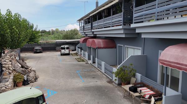 Image No.6-17 Bed House for sale