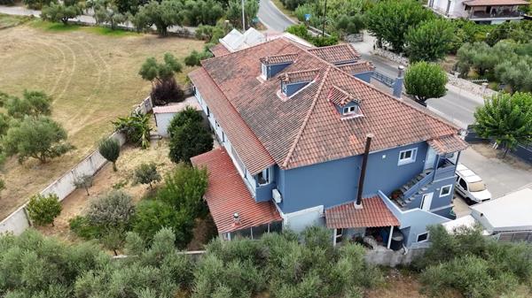 Image No.12-17 Bed House for sale