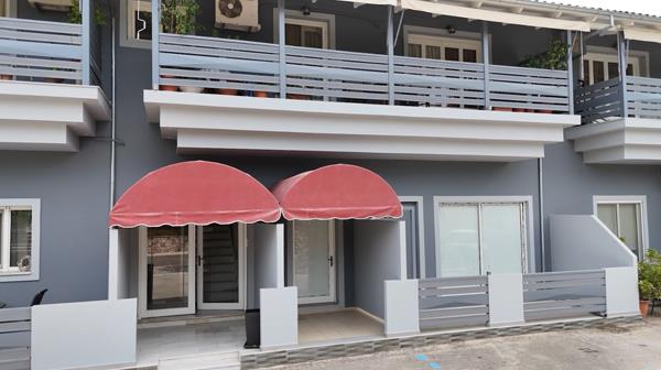 Image No.13-17 Bed House for sale