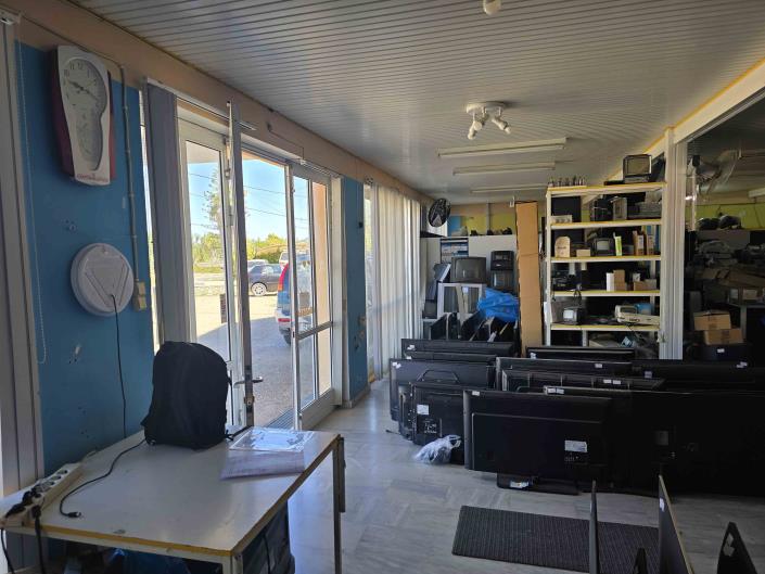 Image No.6-7 Bed Commercial for sale