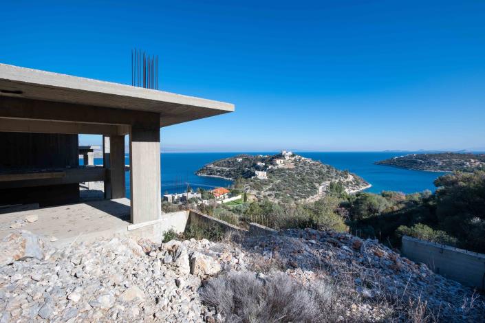 Image No.11-6 Bed Maisonette for sale