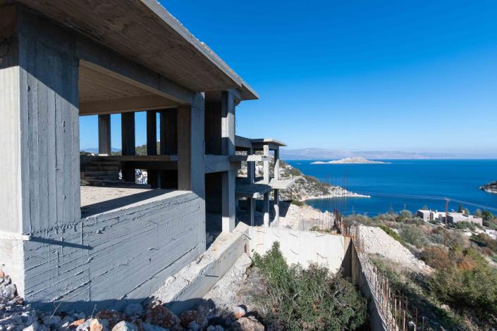 Image No.12-6 Bed Maisonette for sale