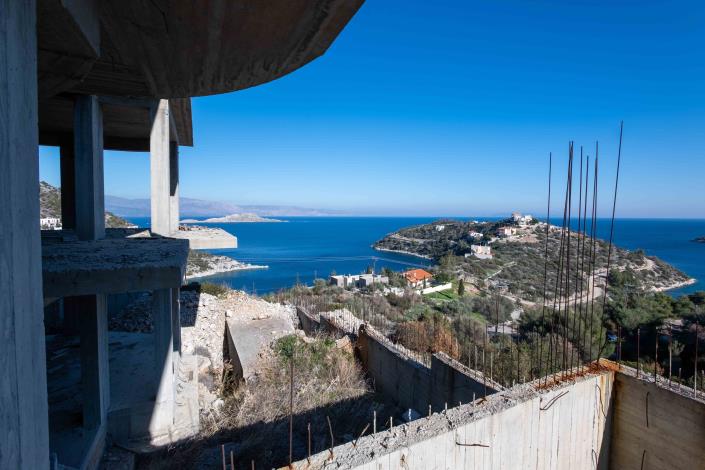 Image No.21-6 Bed Maisonette for sale