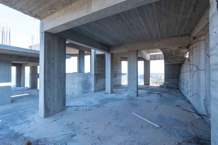 Image No.23-6 Bed Maisonette for sale