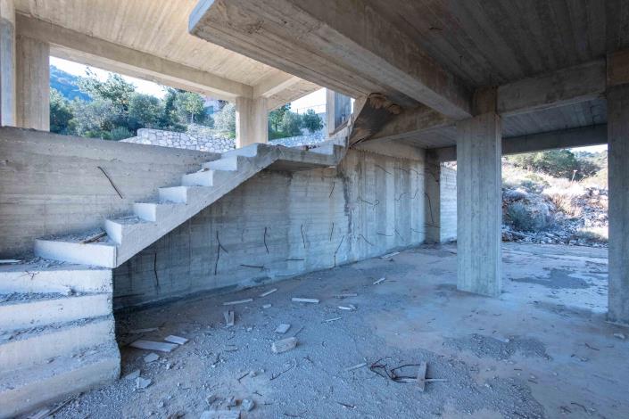 Image No.22-6 Bed Maisonette for sale