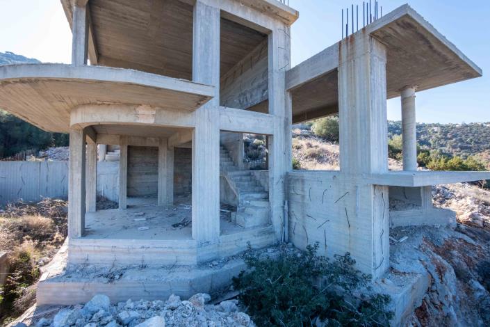 Image No.32-6 Bed Maisonette for sale