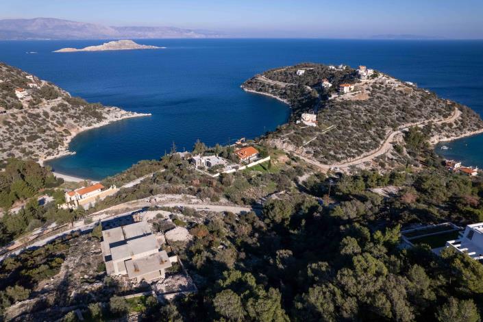 Image No.36-6 Bed Maisonette for sale