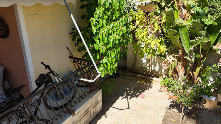 Image No.6-2 Bed House for sale