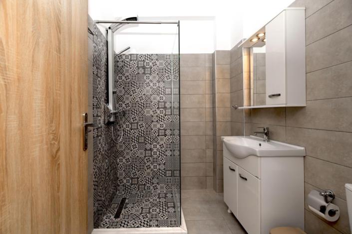 Image No.6-7 Bed House for sale