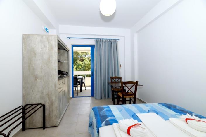 Image No.7-7 Bed House for sale