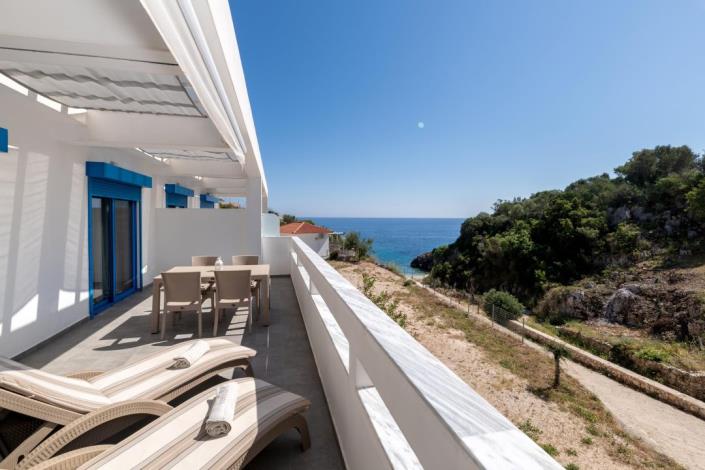 Image No.11-7 Bed House for sale