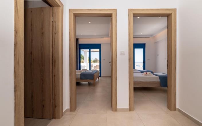 Image No.16-7 Bed House for sale