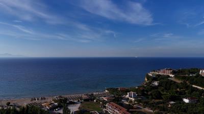 DJI_20260602191538_0309_D-00_01_32_14-Still001