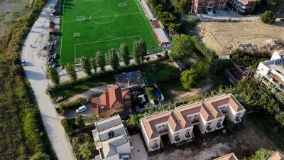 DJI_20260602191538_0309_D-00_01_57_02-Still005