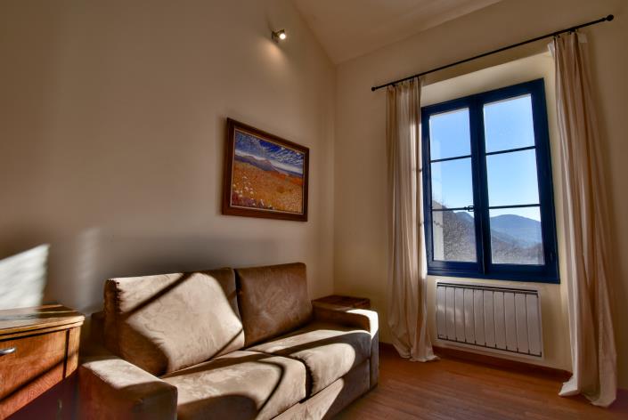 Image No.14-11 Bed Country Property for sale