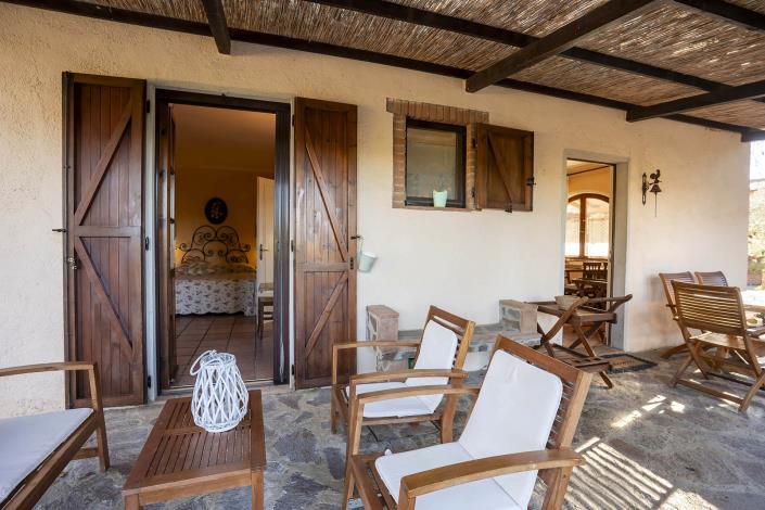 Image No.35-6 Bed Farmhouse for sale