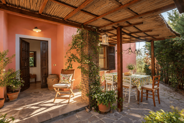 Image No.21-6 Bed Farmhouse for sale