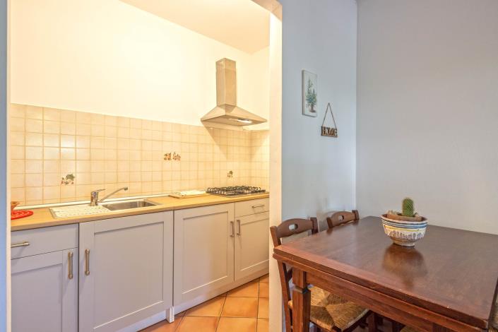 Image No.18-7 Bed Farmhouse for sale