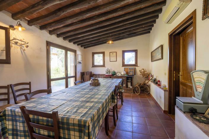 Image No.19-15 Bed Country Property for sale