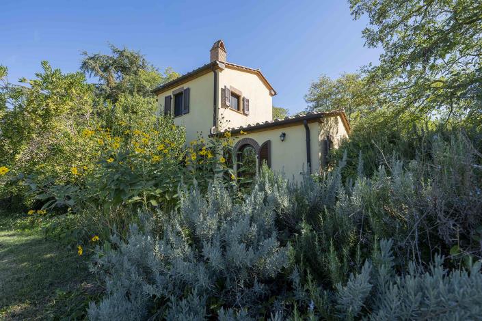 Image No.23-15 Bed Country Property for sale