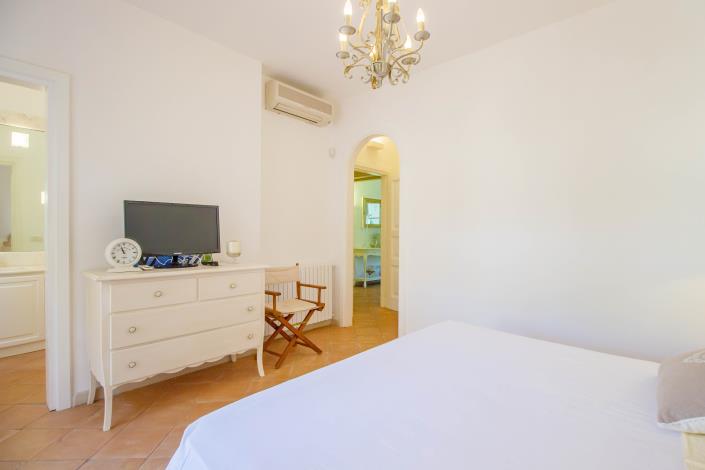 Image No.23-6 Bed Villa / Detached for sale