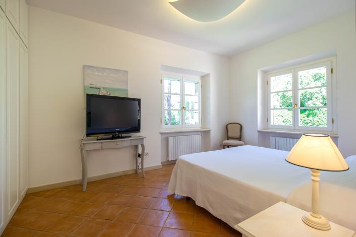 Image No.30-6 Bed Villa / Detached for sale