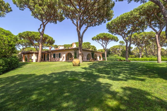 Image No.33-6 Bed Villa / Detached for sale