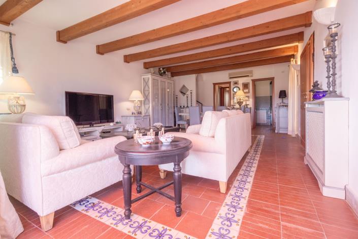 Image No.5-4 Bed Villa / Detached for sale