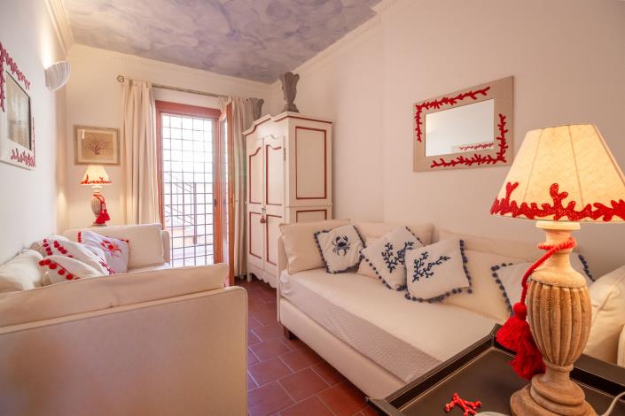 Image No.10-4 Bed Villa / Detached for sale