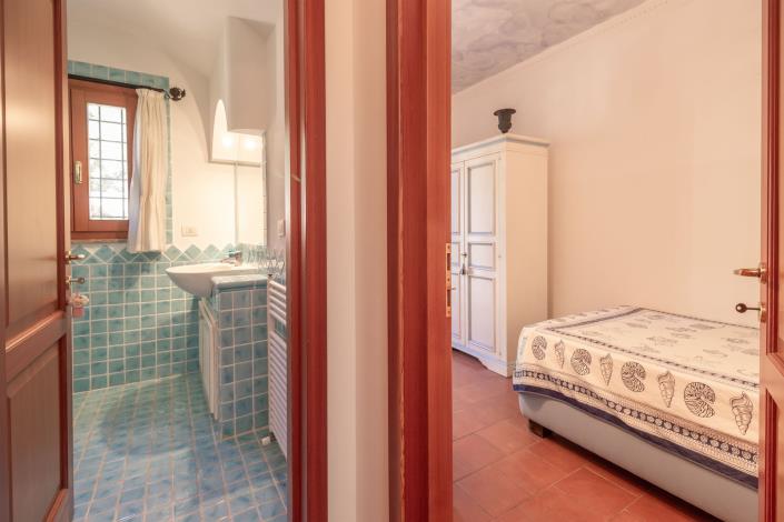 Image No.17-4 Bed Villa / Detached for sale